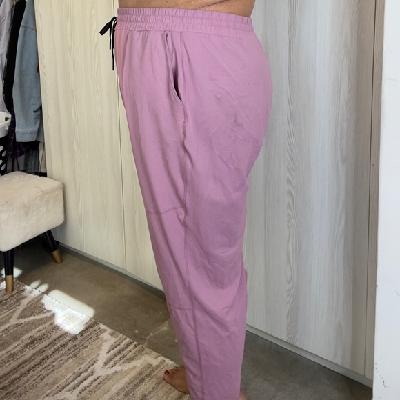 Comfy Walk Pop Joggers - Picture 4 of 5